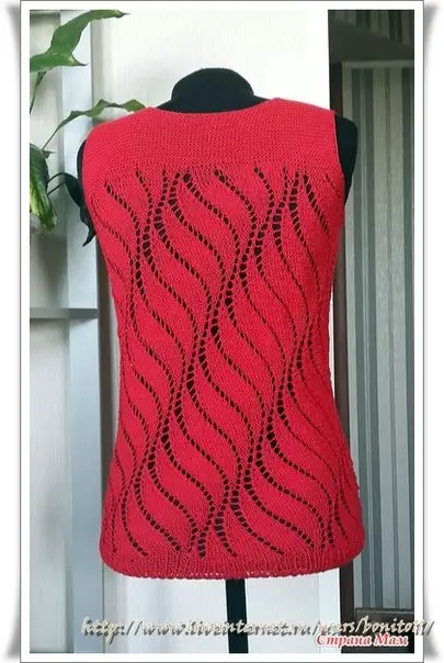 un pull d'été tricoté en rond