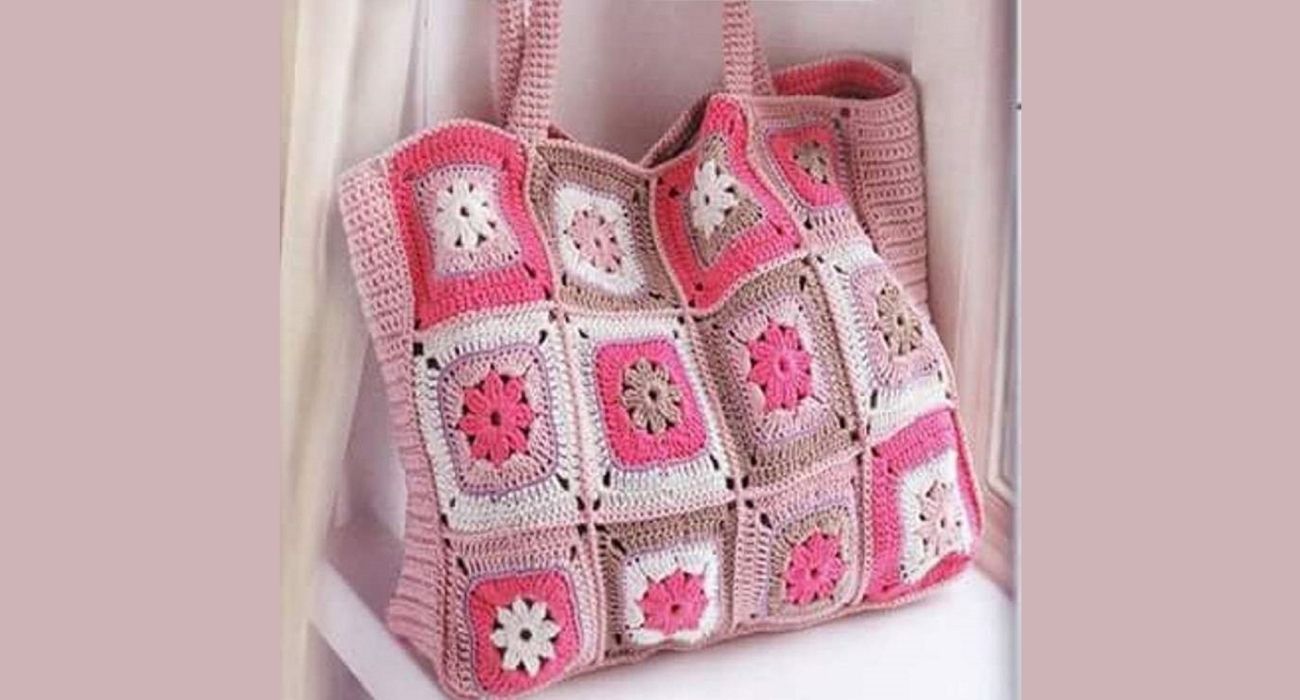 Un sac pour la plage ou le trico