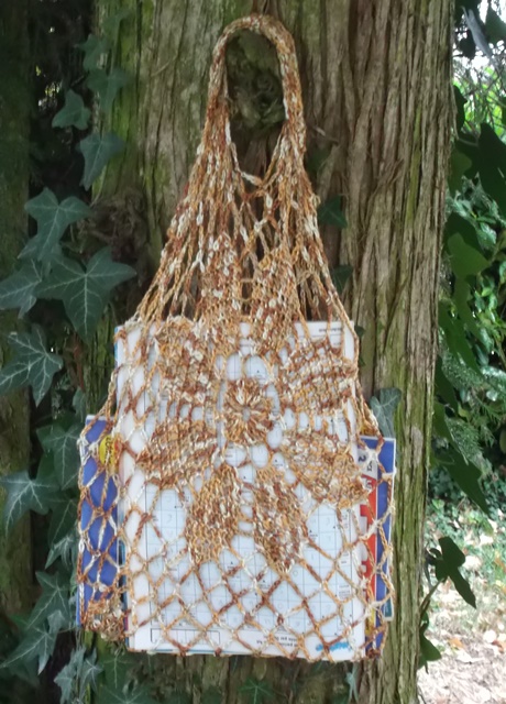 La vidéo du sac pochette cadeau