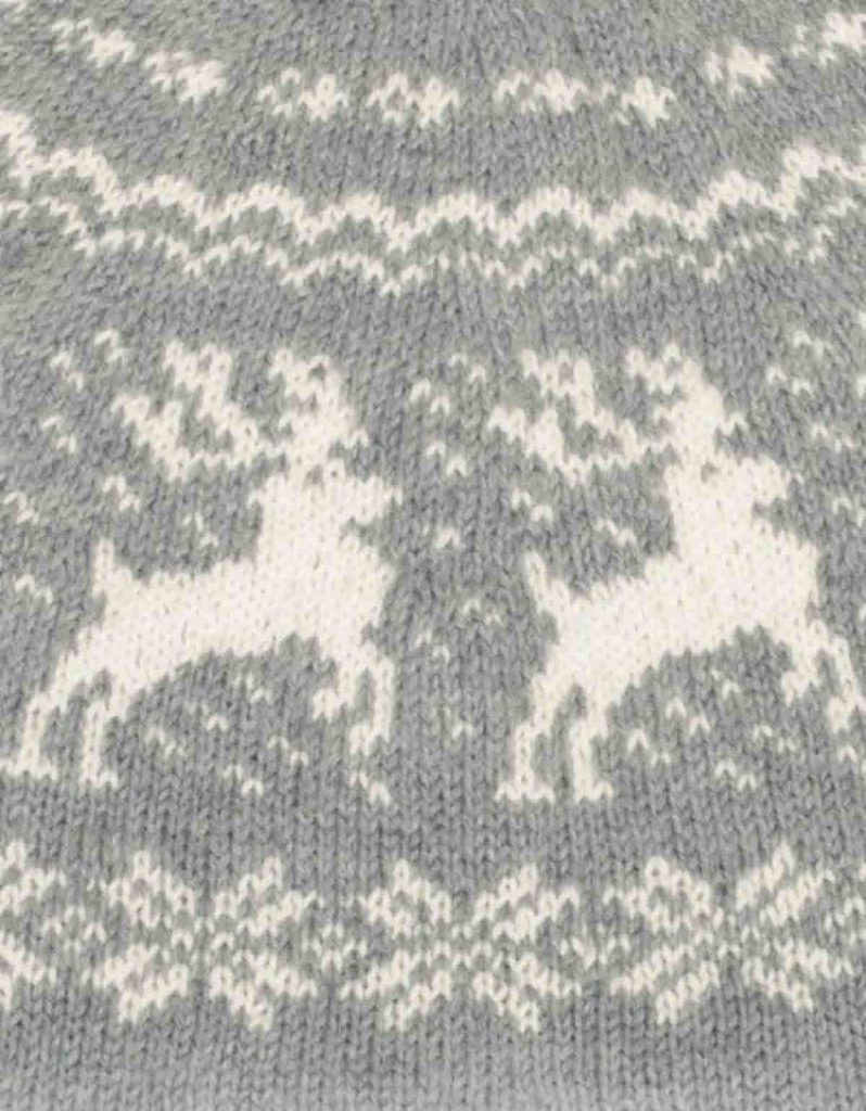 Le pull de noël tricoté main