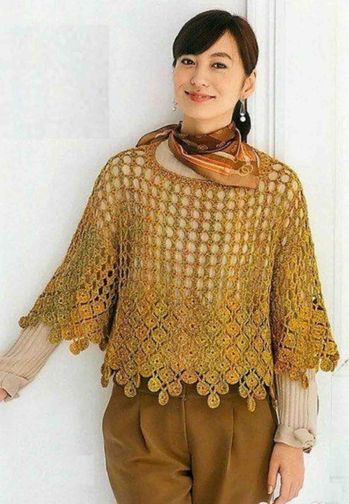un pull d'été façon grillage et petits carrés