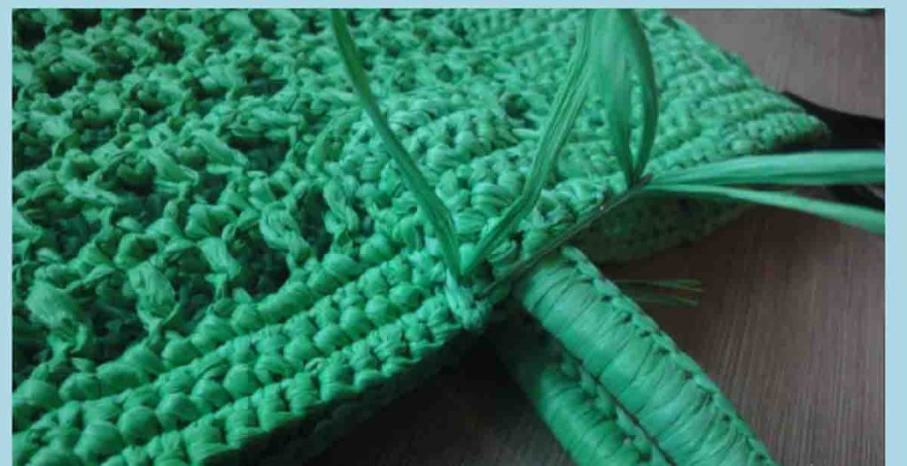 Au crochet un sac classique