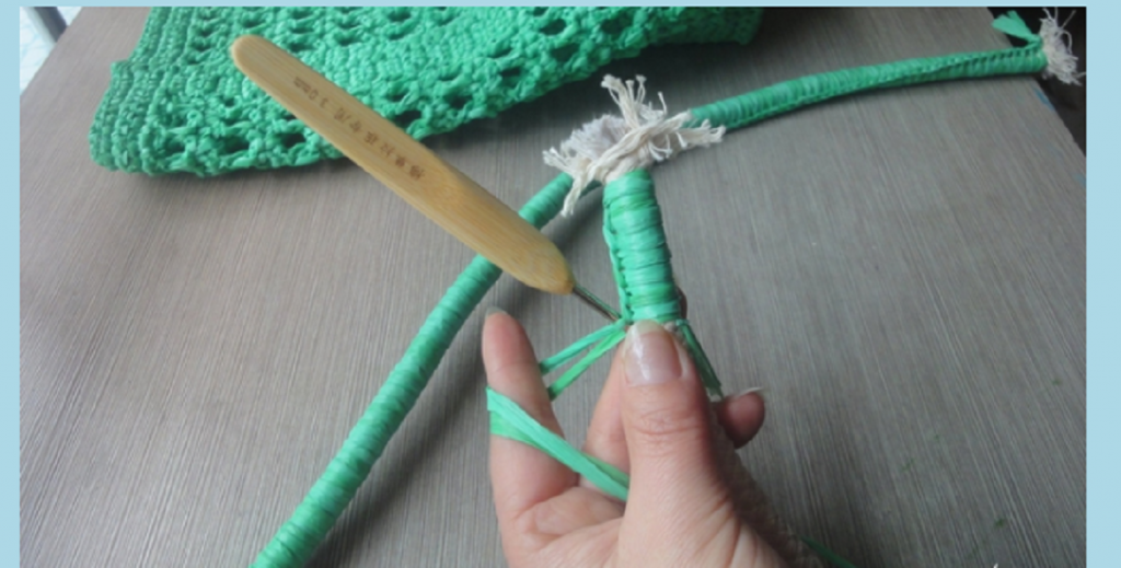 Au crochet un sac classique