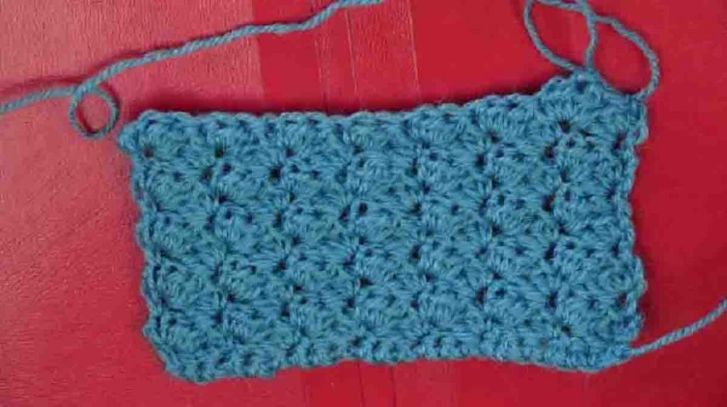 Point original au crochet