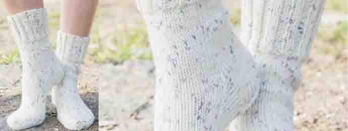 Chaussettes tricotées le confort douillet (1) (1)